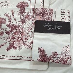 VICTORIA EGGS QUEEN COMMEMORATIVE BAG AND TEA TOWEL.